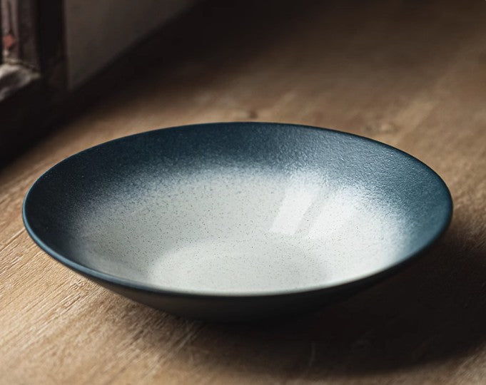 aurora-crest-rain_hat-ceramic-salad-bowl-04_c1e1732f-6b7a-46fe-9aff-bbf8df2776e1.jpg